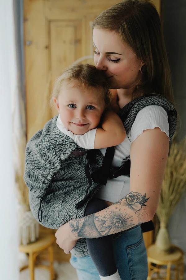 Baby Carrier Preschooler - Linen Night Wildness – Image 3