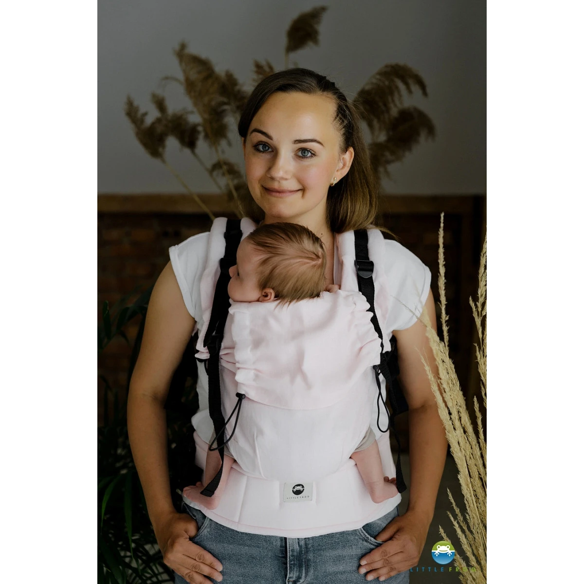 Little Frog Prime Linen Light Pink - Porte-bébé Nouveau-né En Lin – Image 3