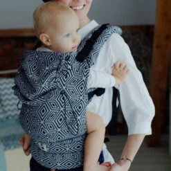 Little Frog XL Toddler Black Cube Porte-bambin